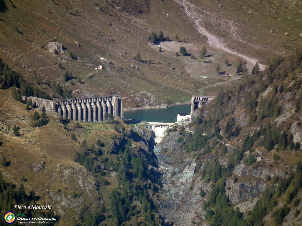 86 Zoom allo squarcio della diga del Gleno.JPG